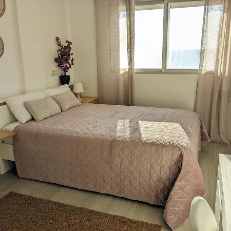 公寓 En La Playa Con Garaje 加的斯